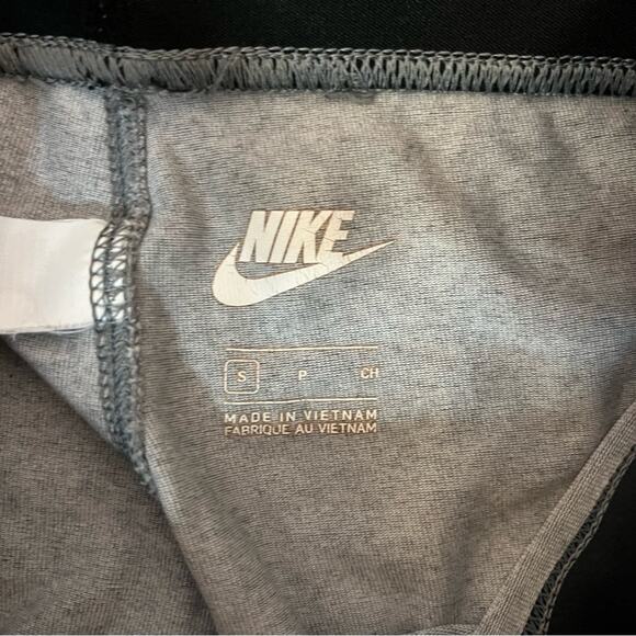 Nike Gray Grey Full Length Tight Fit Leggings Black Swoosh Logo Size Small - Picture 4 of 9